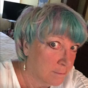 Meet your Posher, Marcia